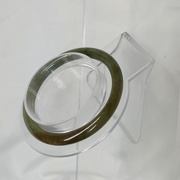 Jadeite Bangle - Picture 5 of 6